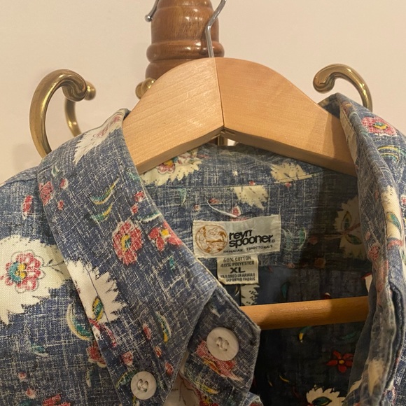 MENS XL REYN SPOONER HAWAIIAN ALOHA SHIRT - Picture 3 of 5